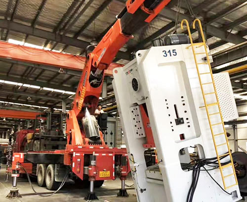 铜陵义安提升工作效率，选择优质折臂吊租赁服务