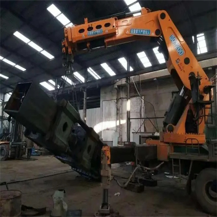 铜陵义安200吨折臂吊出租